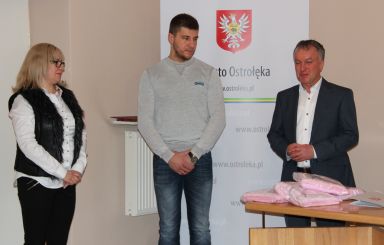 Kocyki dla każdego noworodka z Ostrołęki