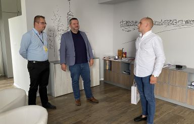 Gratulacje dla Karola Łasiewickiego