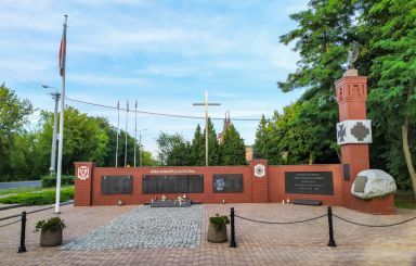 Wojciechowice ułańskim szlakiem. Spacer historyczno-architektoniczny