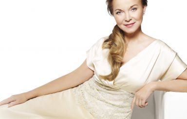 Między mną, a Tobą - recital Laury Łącz