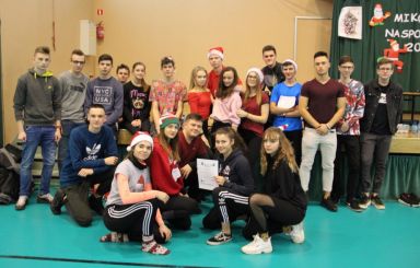 Mikołajki na sportowo z UKS Clan