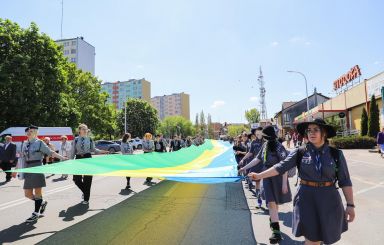 Parada historyczna na 650-lecie Ostrołęki