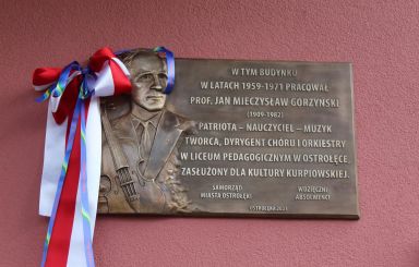 Odsłonięcie tablicy Jana Górzyńskiego