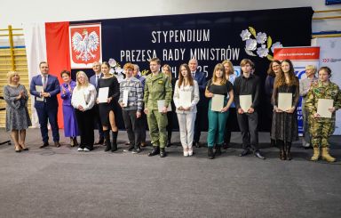 Wręczenie stypendiów Prezesa Rady Ministrów na rok szkolny 2024/2025