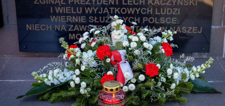 Uroczystości upamiętniające ofiary Katastrofy Smoleńskiej w Ostrołęce